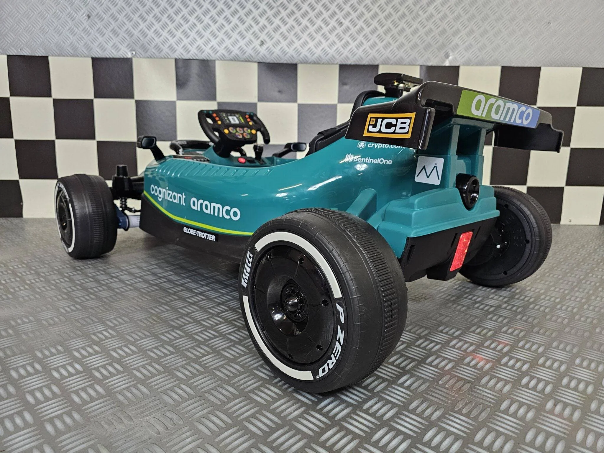 Auto Elettrica per Bambini Aston Martin F1 24 V – Verde - Image 5
