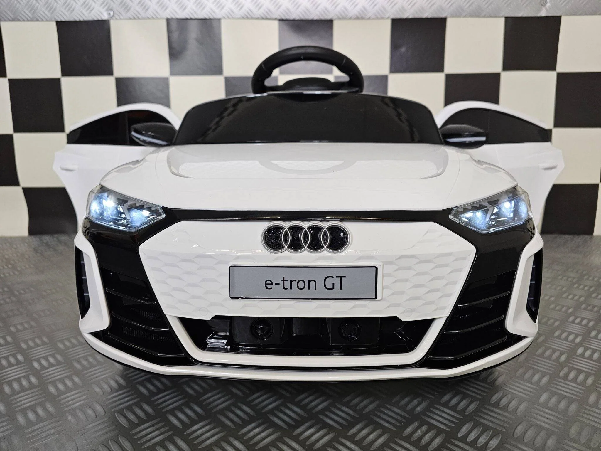 Auto Elettrica per Bambini Audi E-Tron 12 V – Bianca - Image 3