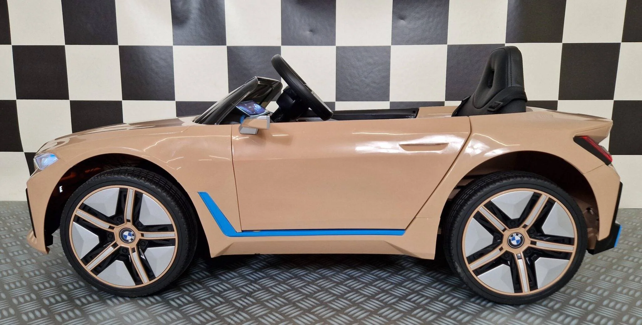 Auto Elettrica per Bambini BMW i4 12 V – Colore Champagne - Image 4