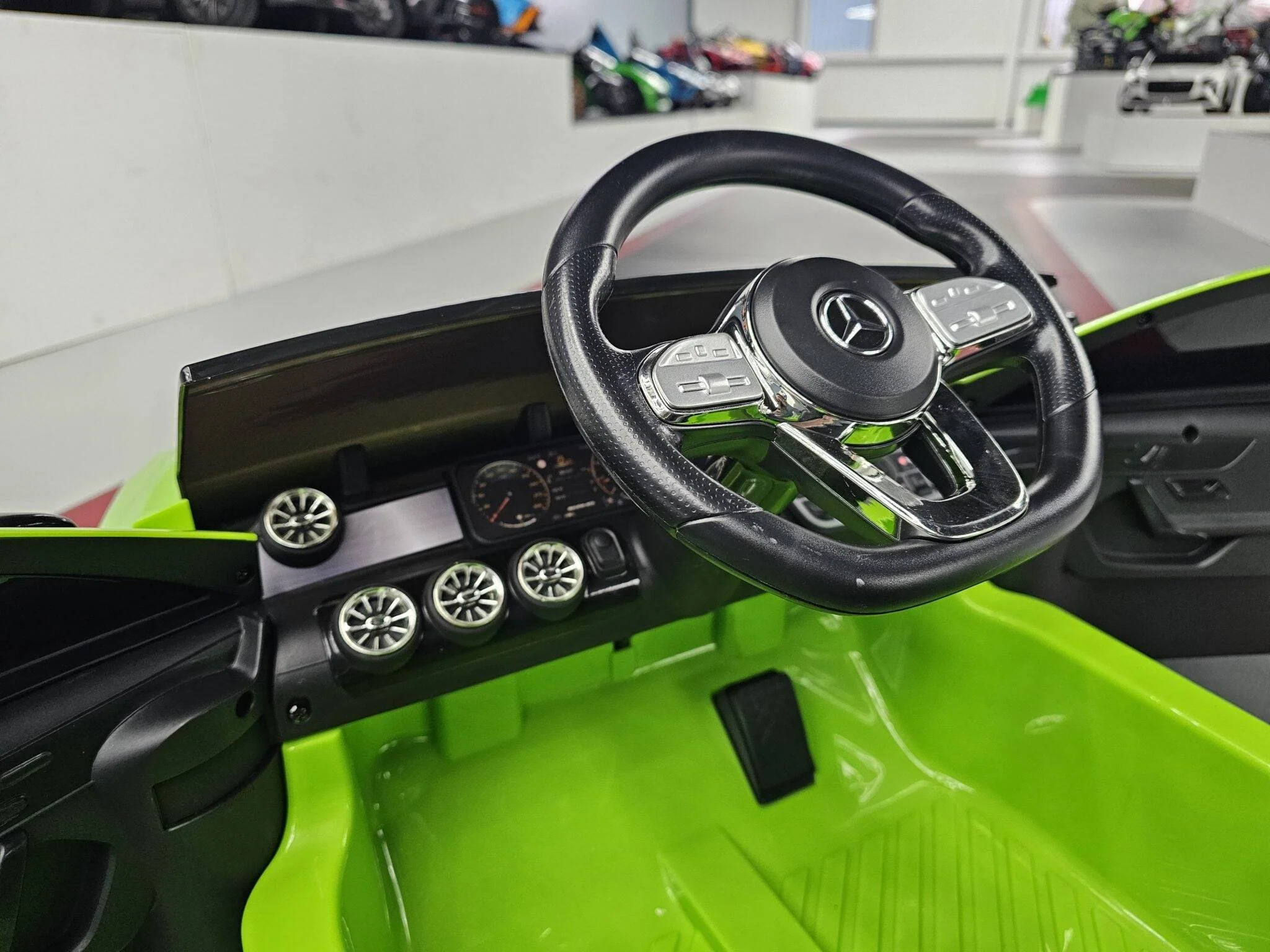 Auto Elettrica per Bambini 12 V con Telecomando – Verde - Image 6