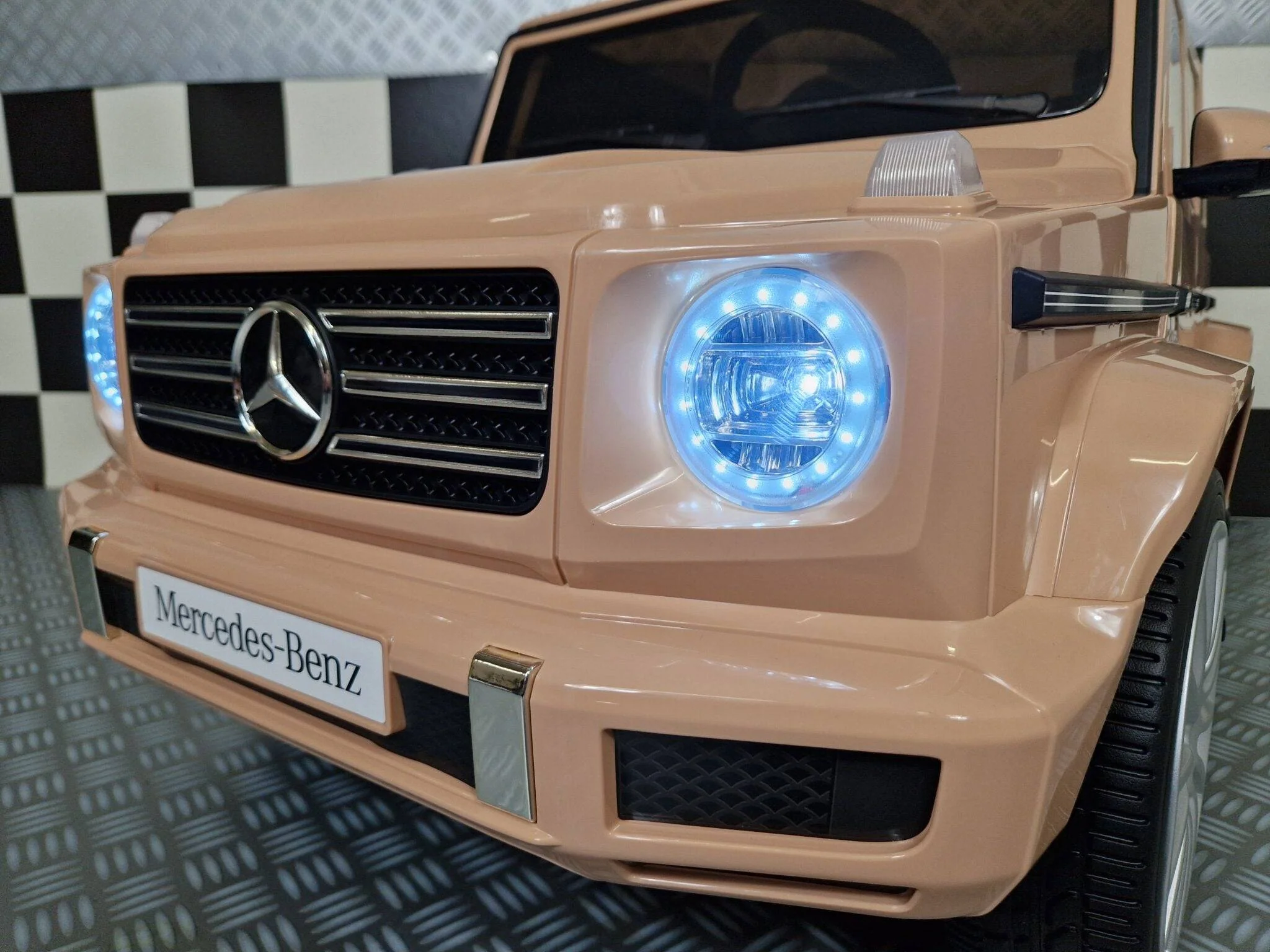 Auto Elettrica per Bambini Mercedes G500 12 V – Colore Sabbia - Image 7