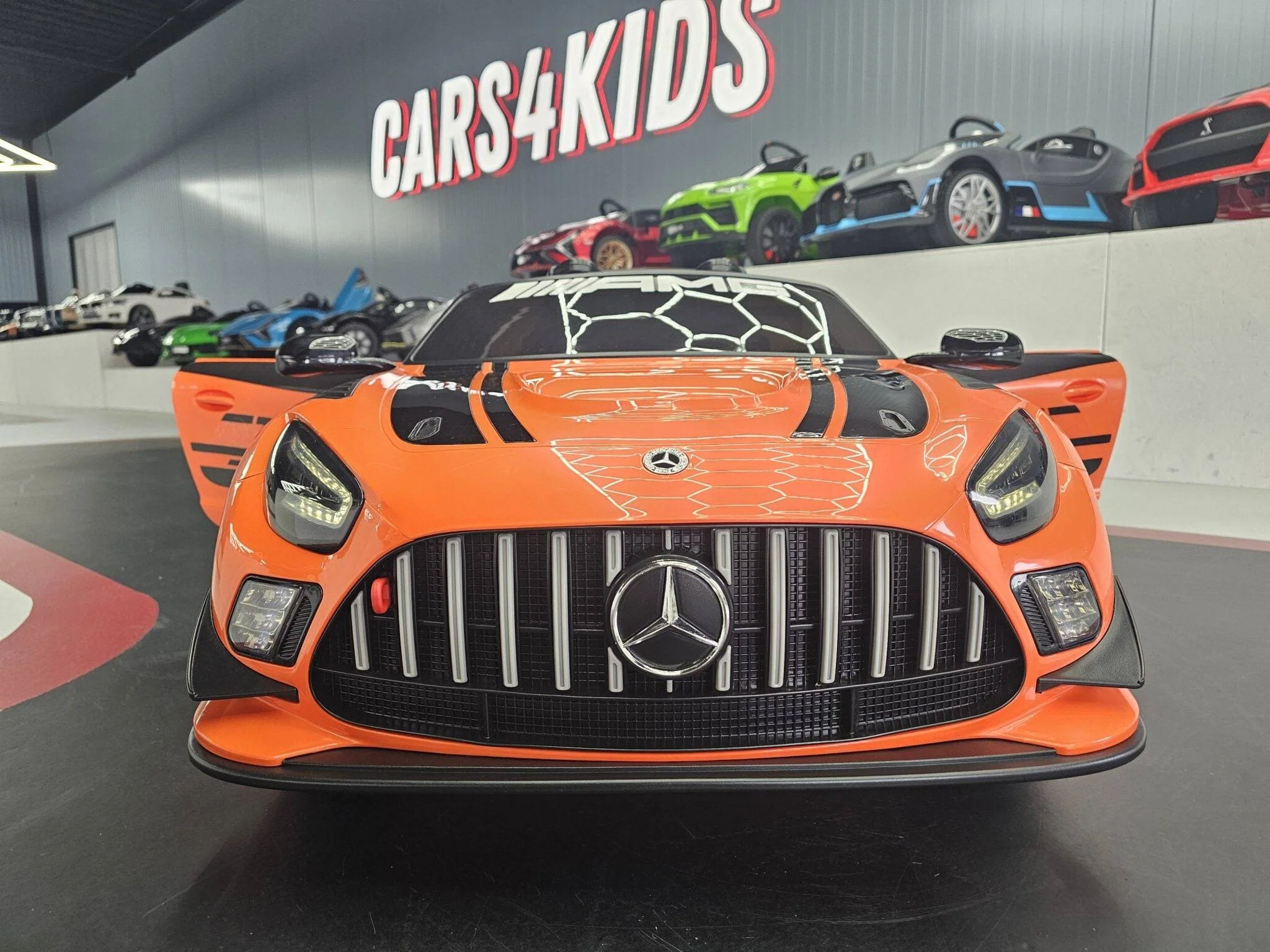 Auto Elettrica per Bambini Mercedes GT3 AMG 12 V – Arancione - Image 2
