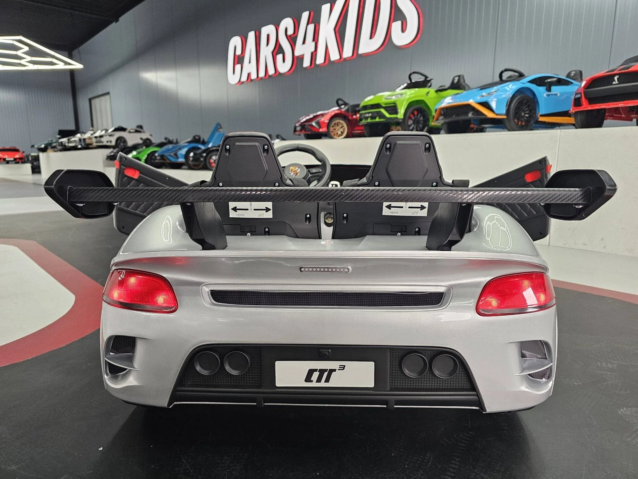Auto Elettrica per Bambini Porsche RUF 24 V – 2 Posti – Argento Metallizzato - Image 5
