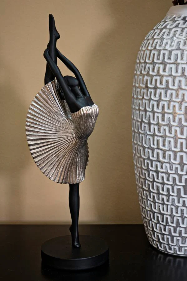 Statuetta Elegante Donnina in Argento 14x14x42,5 cm - Image 6