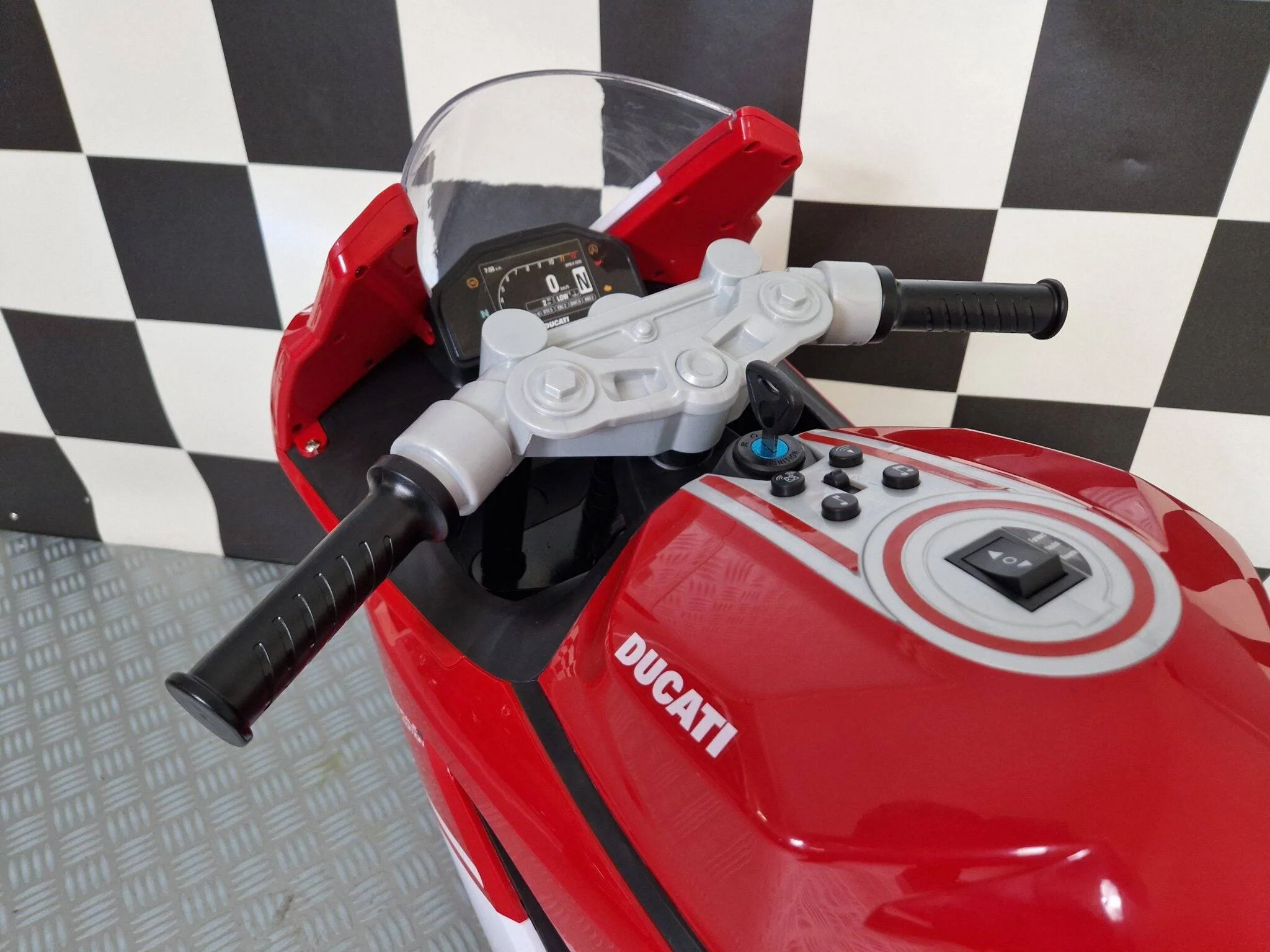 Moto Elettrica per Bambini Ducati Panigale 12 V – Rossa - Image 7