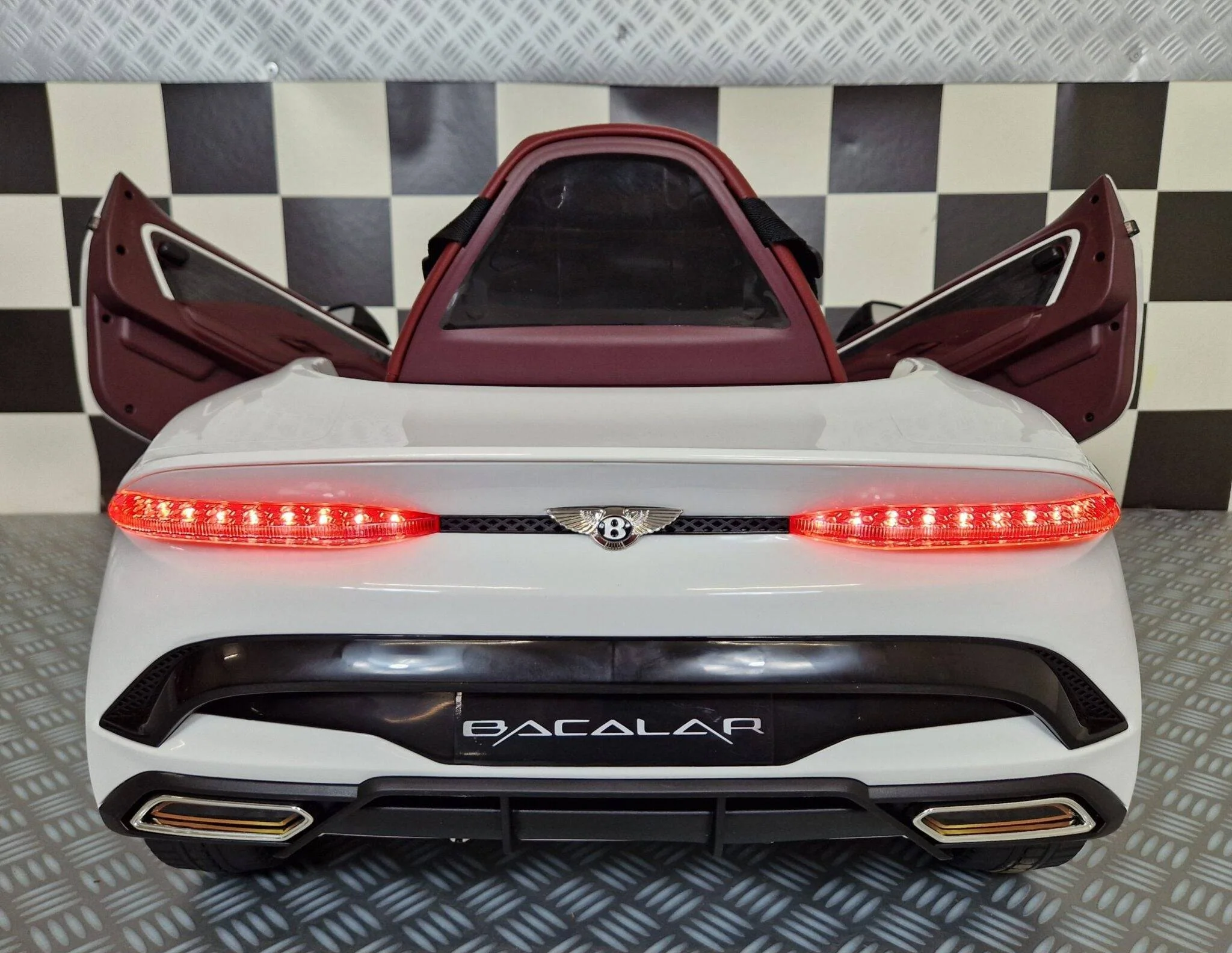 Auto Elettrica per Bambini Bentley Bacalar 12 V – Bianca - Image 6