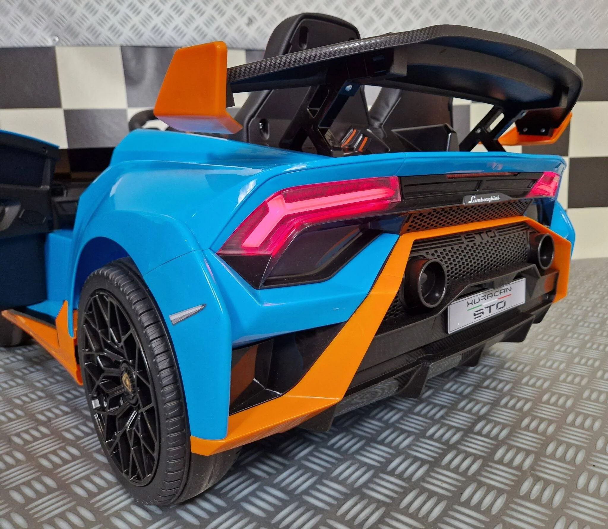 Auto Elettrica per Bambini Lamborghini Huracan STO 12 V – Blu - Image 8
