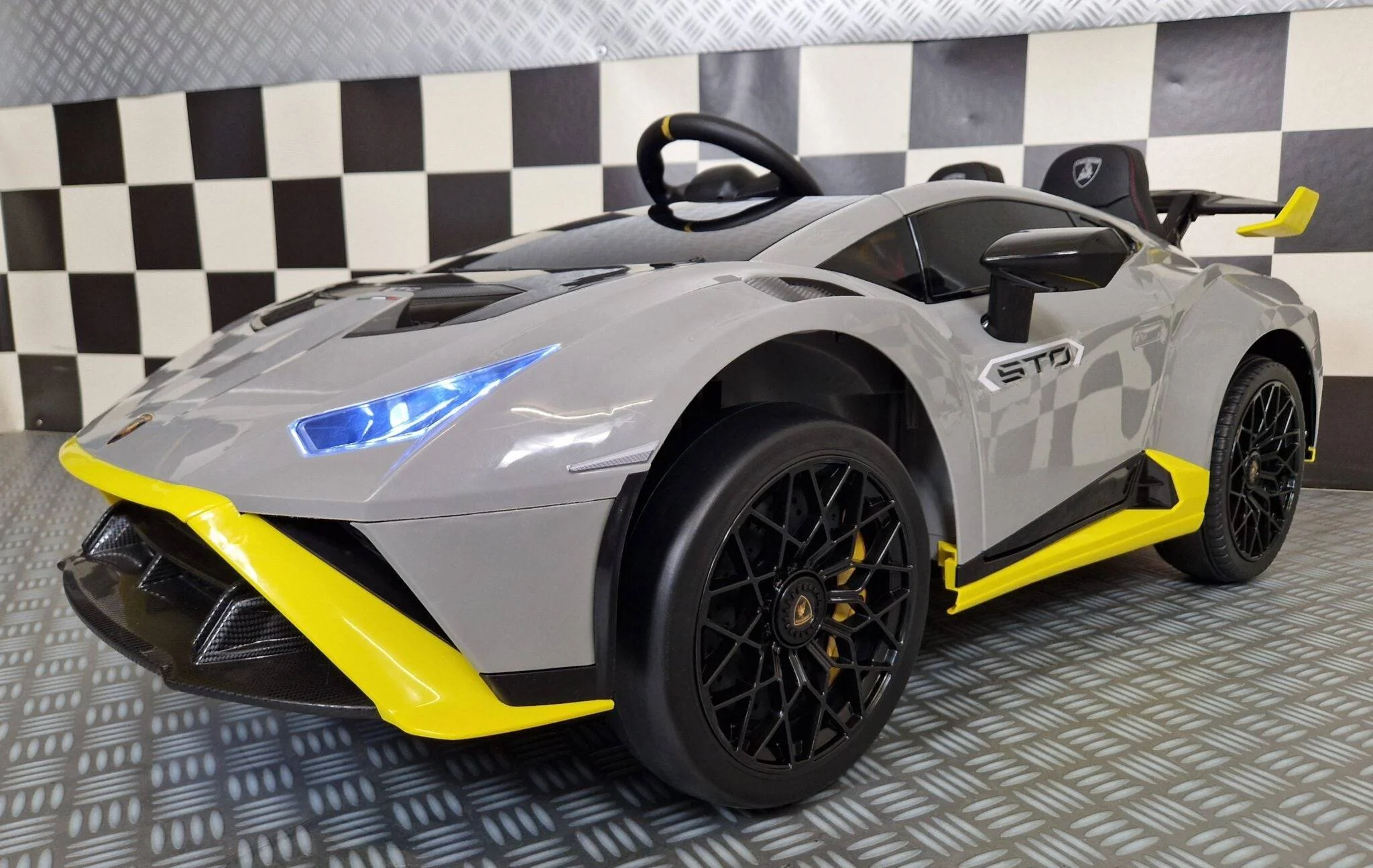 Auto Elettrica per Bambini Lamborghini Huracan STO 12 V – Grigia - Image 2