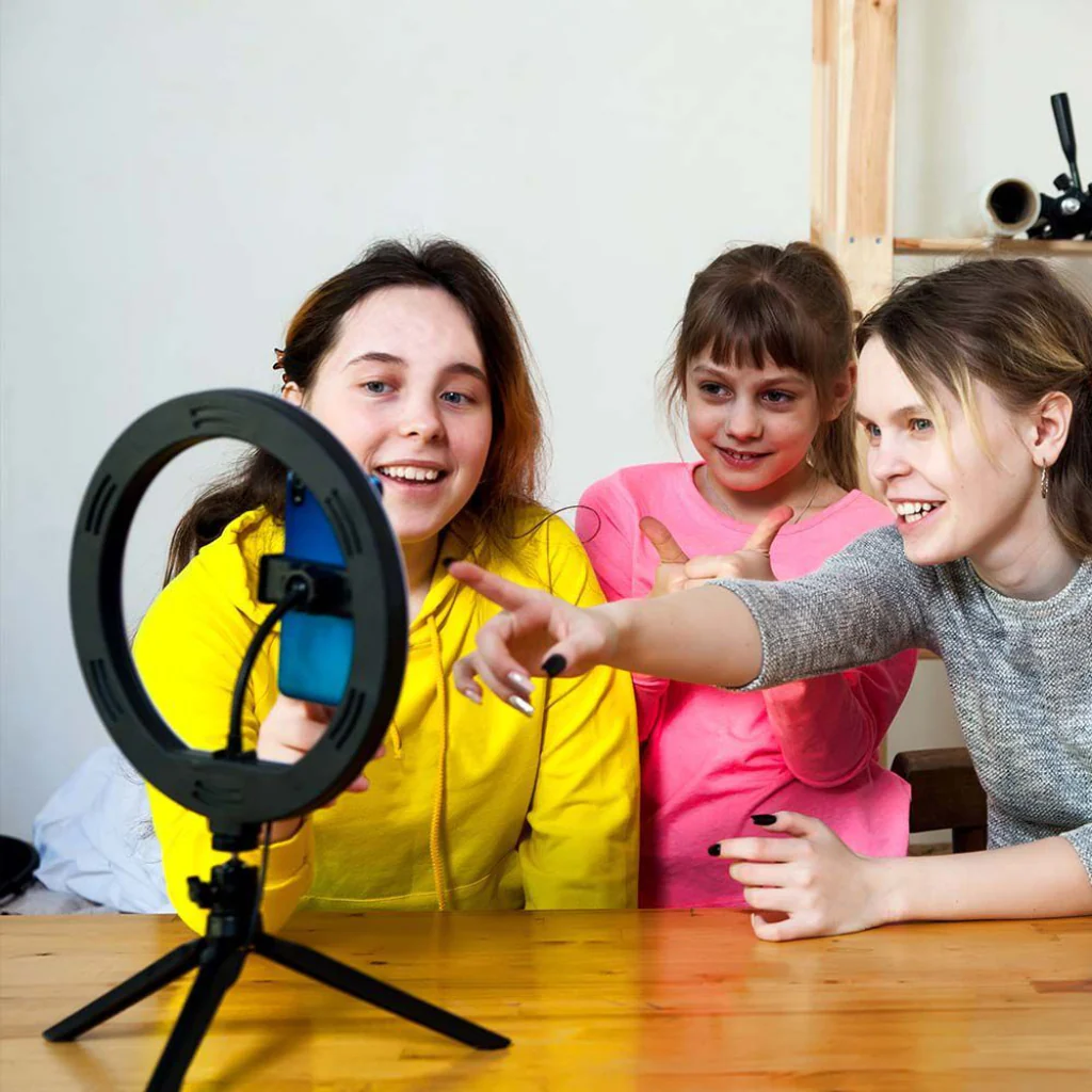 V-Tac Ring Light LED 7W 26cm con Treppiede e Supporto Smartphone - Image 10