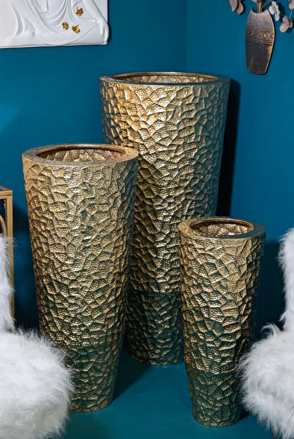 Set di Vasi Glasy Tris in Metallo Dorato - Eleganza e Versatilità per Ogni Ambiente - Image 3