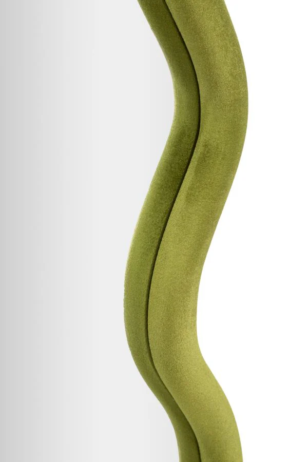 Specchio da Muro in Velluto Verde Design Elegante 60x4x90 cm - Image 3