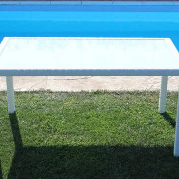 Tavolo da giardino Azore 150 x 90 rettangolare con struttura in metallo e wicker e piano in vetro - Image 4